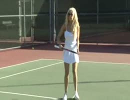 Séduction au court de tennis